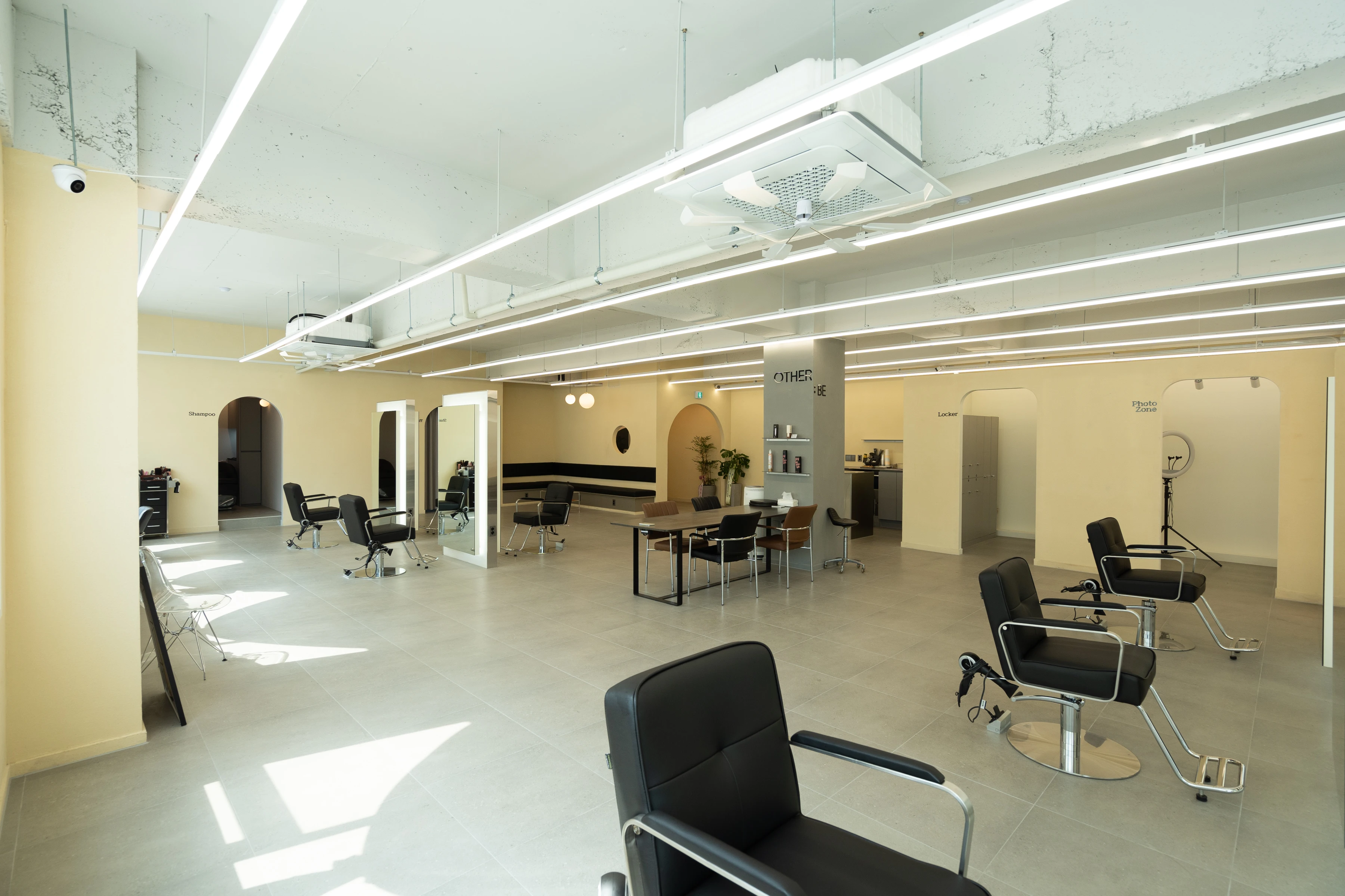 아더비 헤어샵 image 8