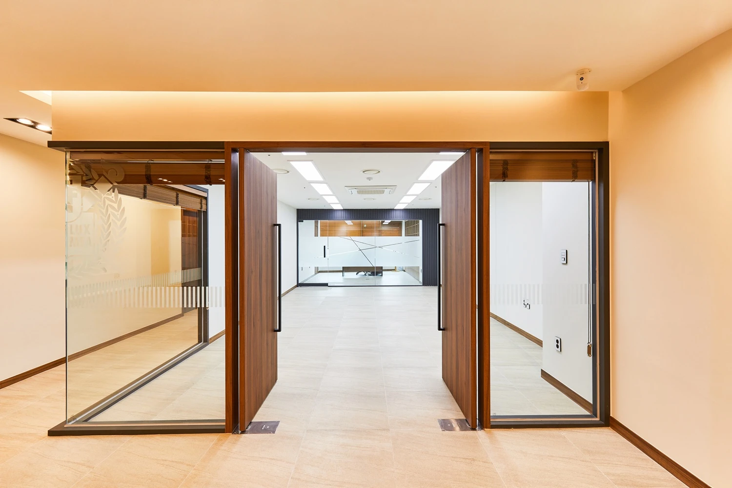 센트럴치과 연구소 image 6