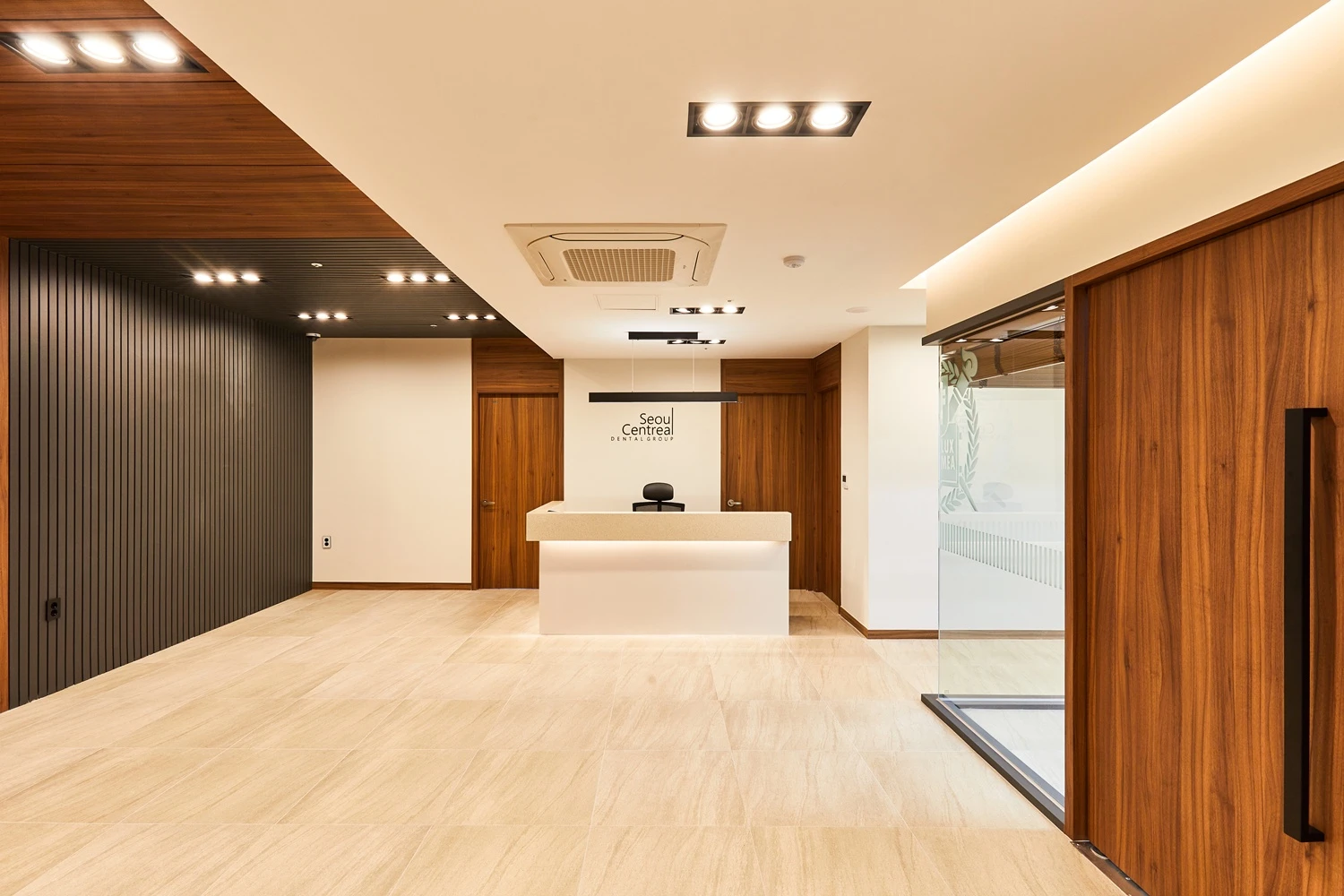 센트럴치과 연구소 image 3