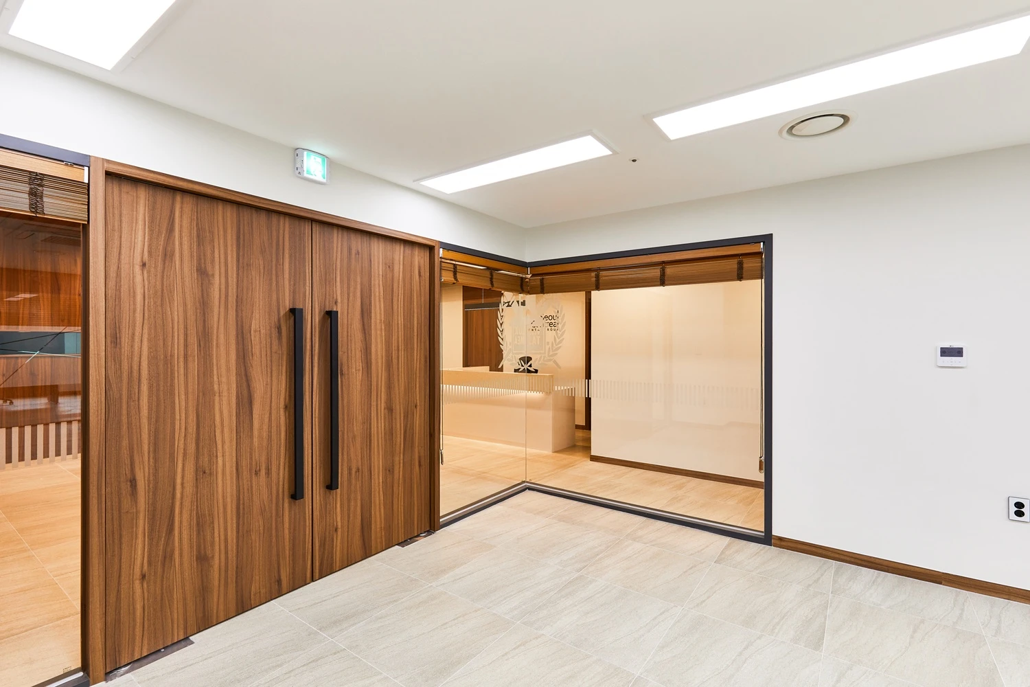 센트럴치과 연구소 image 7