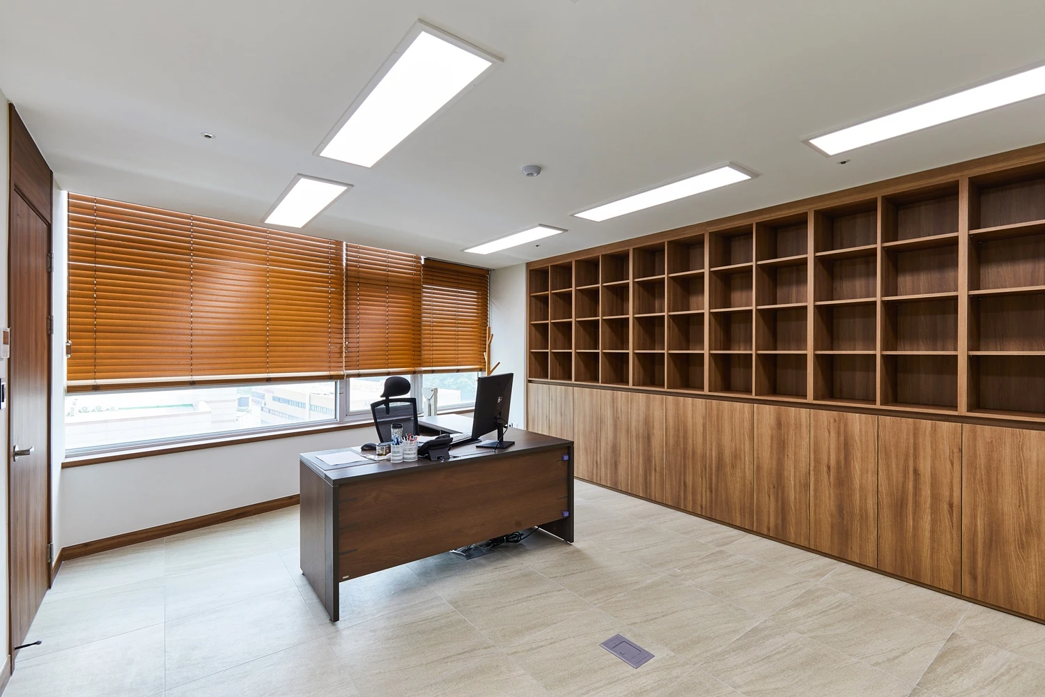 센트럴치과 연구소 image 8