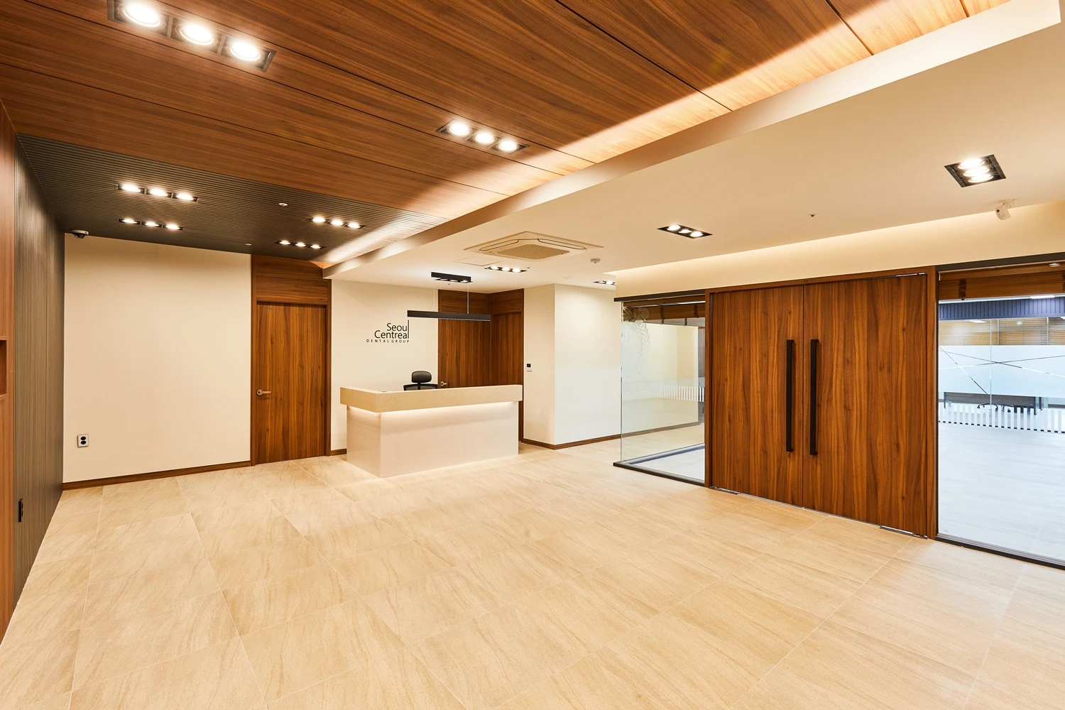 센트럴치과 연구소 image 2